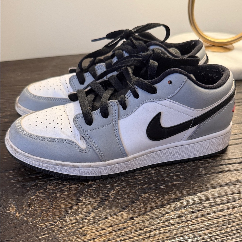 Nike Sneakers - Jordan 1 Low